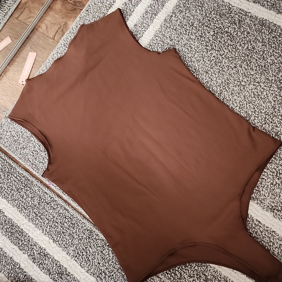 Smooth body suit - Picture 3 of 4